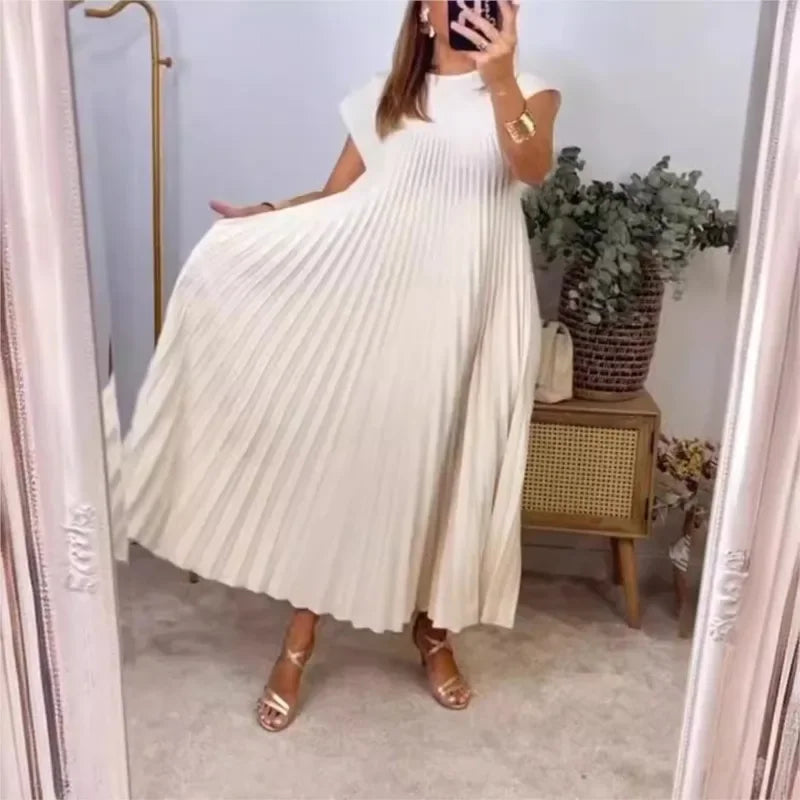 Long Dress Summer O-Neck Sleeveless Pleated Maxi Women's Dress
