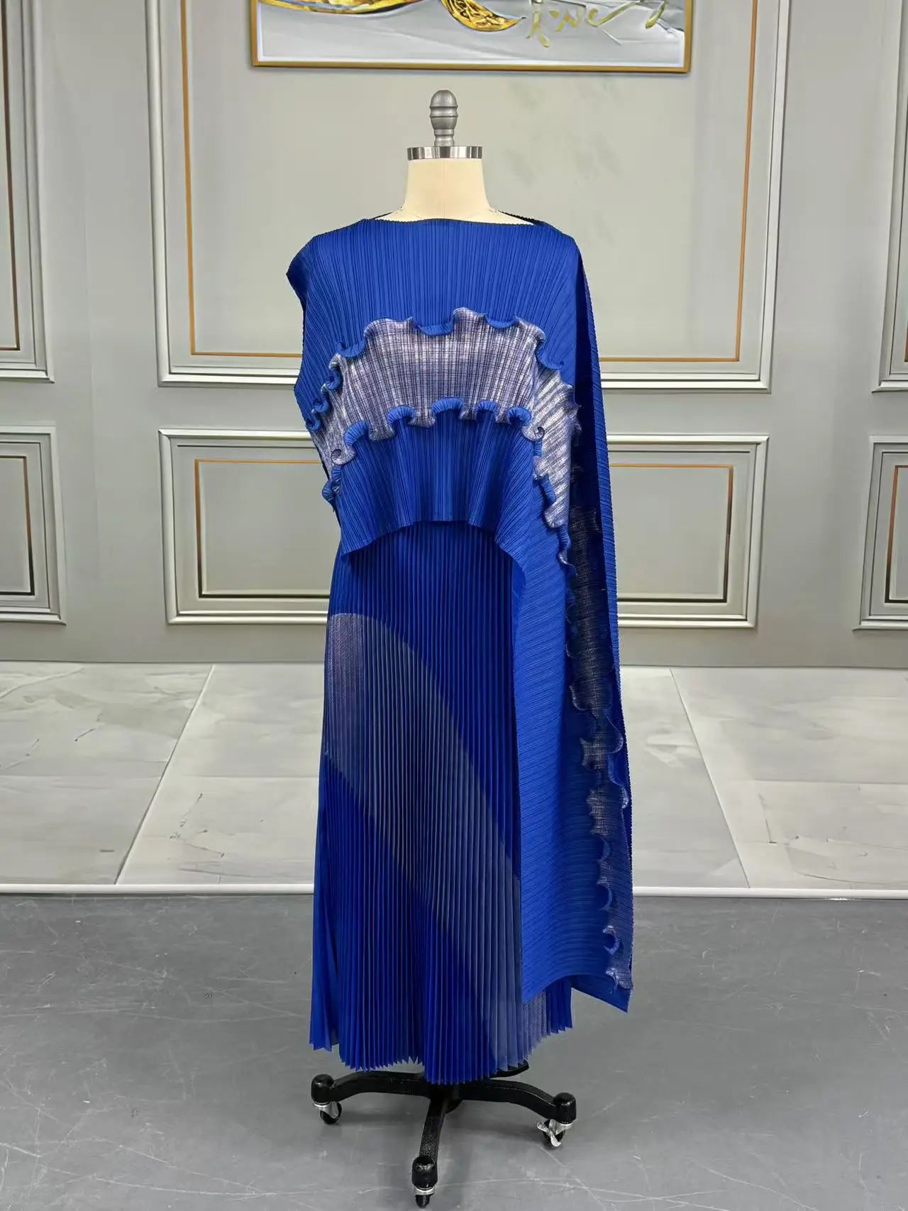 Free Size Pleated Skirt Suit One-shoulder Top + long Skirt Women's 2-piece Set