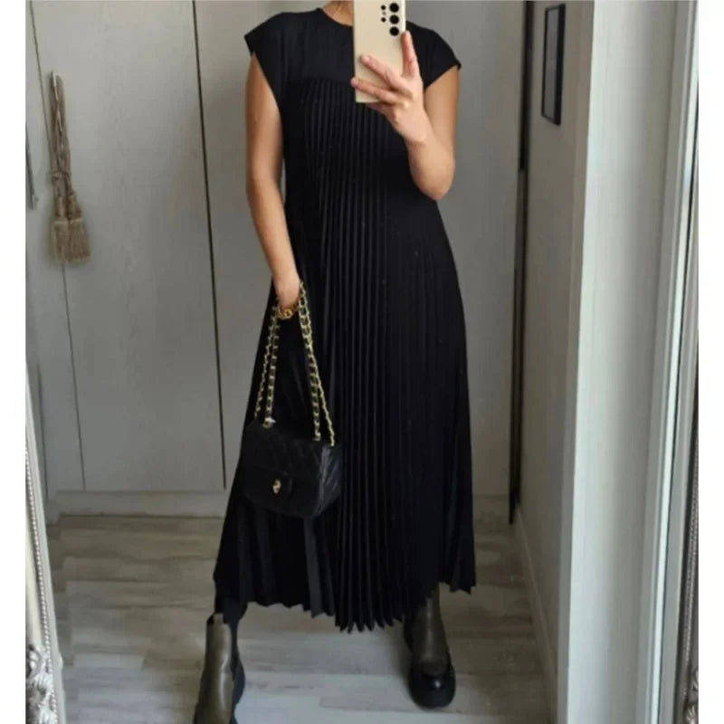 Long Dress Summer O-Neck Sleeveless Pleated Maxi Women's Dress