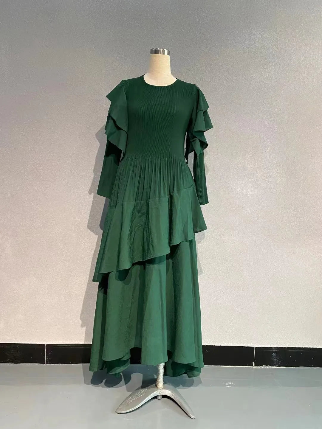 Ruffled Long Dress Long Sleeved Pleated Dress Elegant