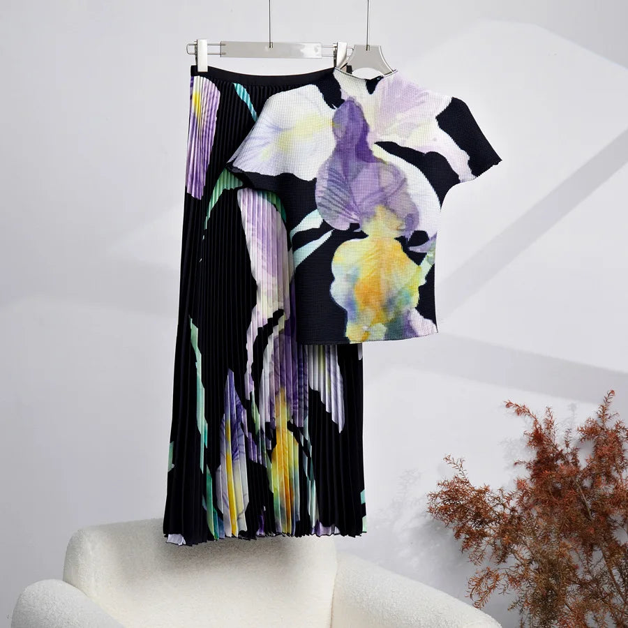 Women Pleated Flower Print Short Sleeve T-Shirt With A-Line Pleated Long Skirt Set Two Piece Suit